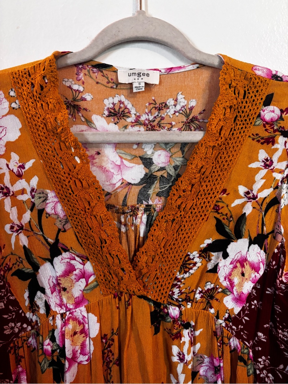 Umgee Mustard and Maroon Floral Crochet V-Neck Tunic - Picture 4 of 10